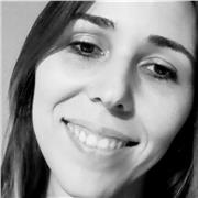 Docente di inglese impartisce lezioni di inglese per medie e superiori